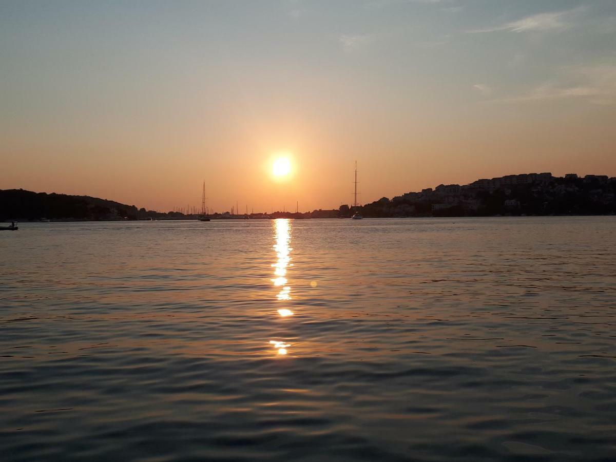 Shell Apartment Rogoznica  Bagian luar foto